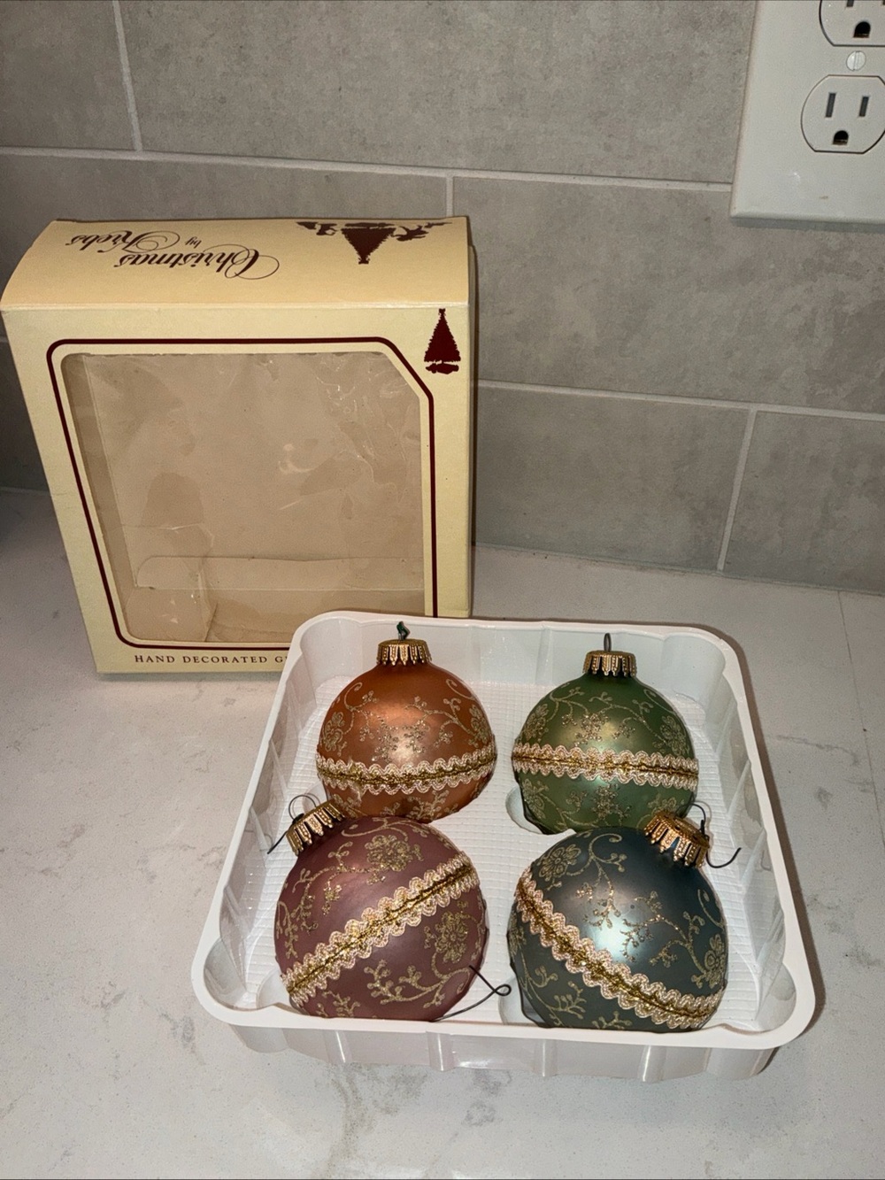 VTG box 4 Krebs glass ball hand decorated Christmas ornaments crown caps